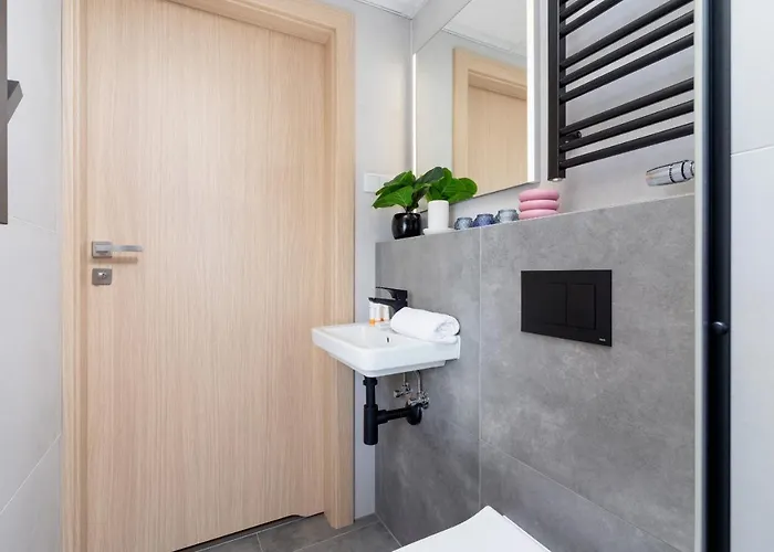 Апартаменты Srodmiescie Katowa Air-conditioned By Renters Краков